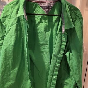 TOMMY HILLFIGE VIBRANT  Pink and Green Button-Front Shirts